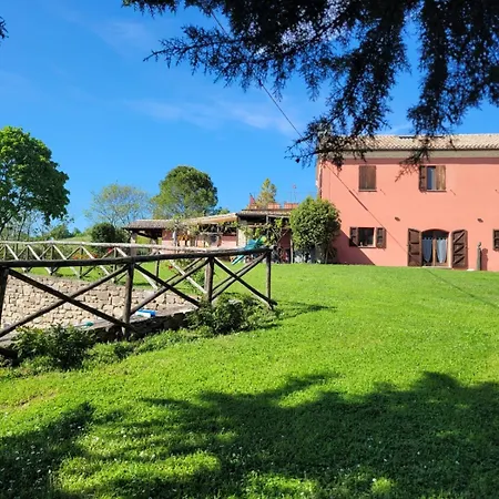 Agriturismo Merlino Lantgård *